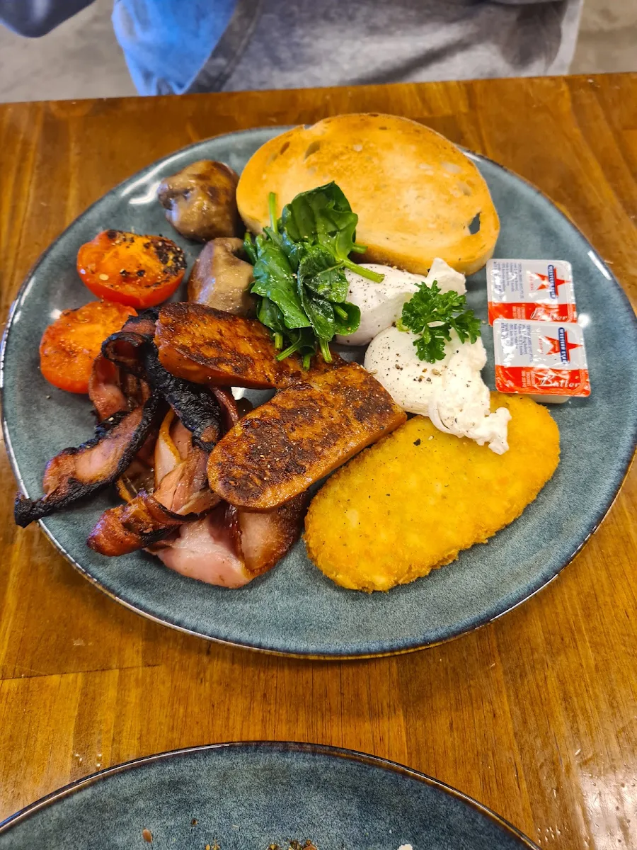 Food & drink, Modish