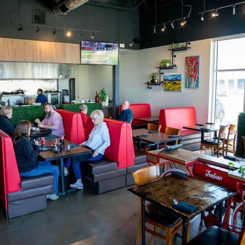 Vibe, NV Restaurant & Bar - 199 Street