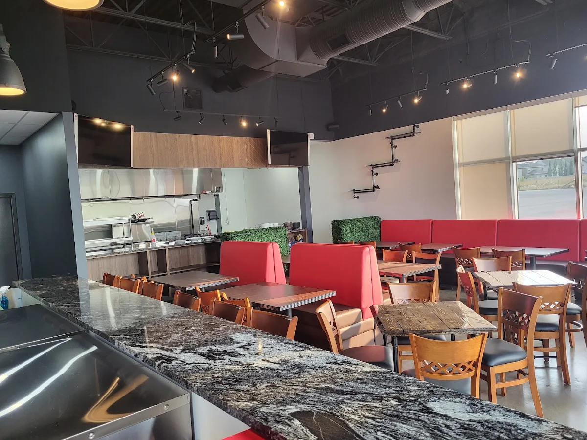 Vibe, NV Restaurant & Bar - 199 Street
