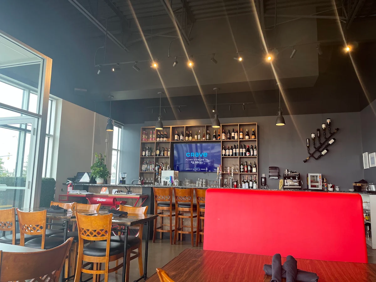 Vibe, NV Restaurant & Bar - 199 Street