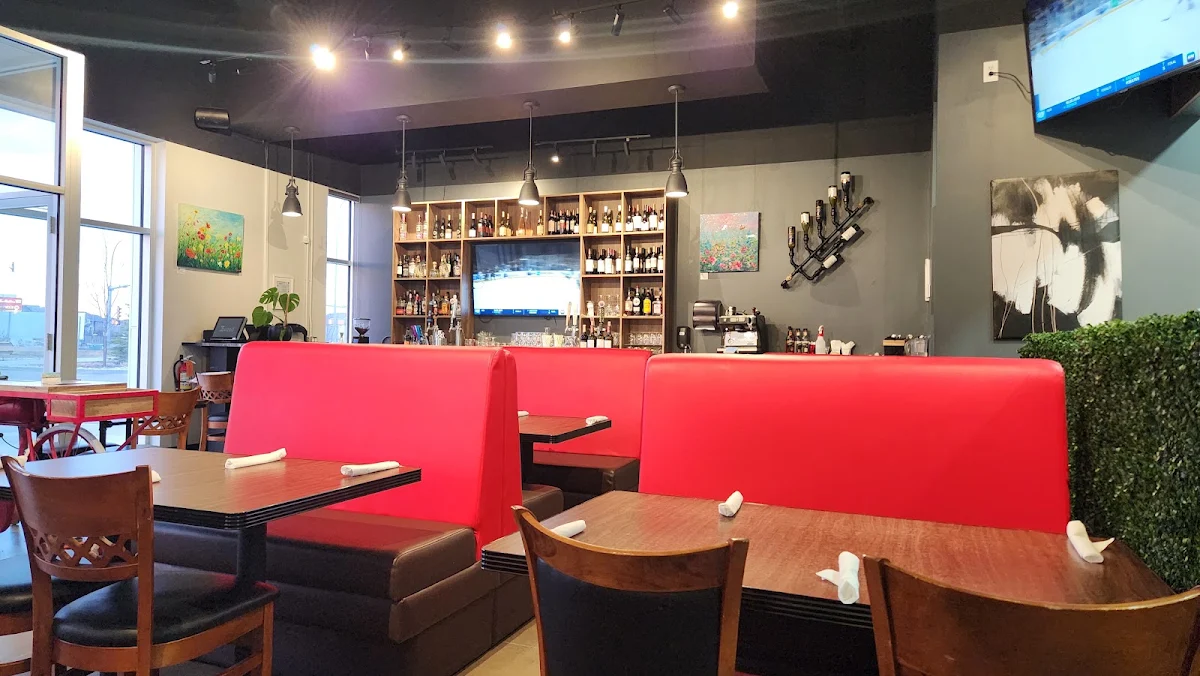 Vibe, NV Restaurant & Bar - 199 Street