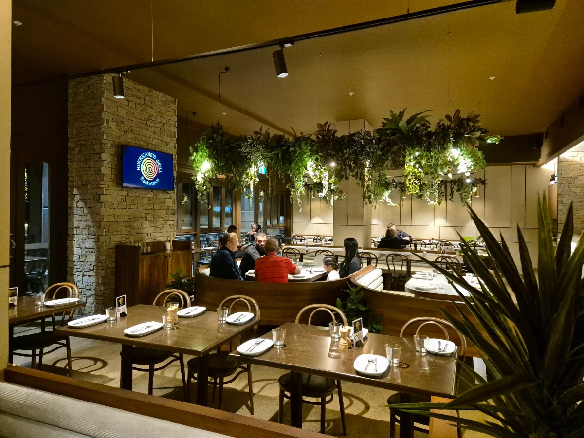 Vibe, Hurricanes Grill Bankstown