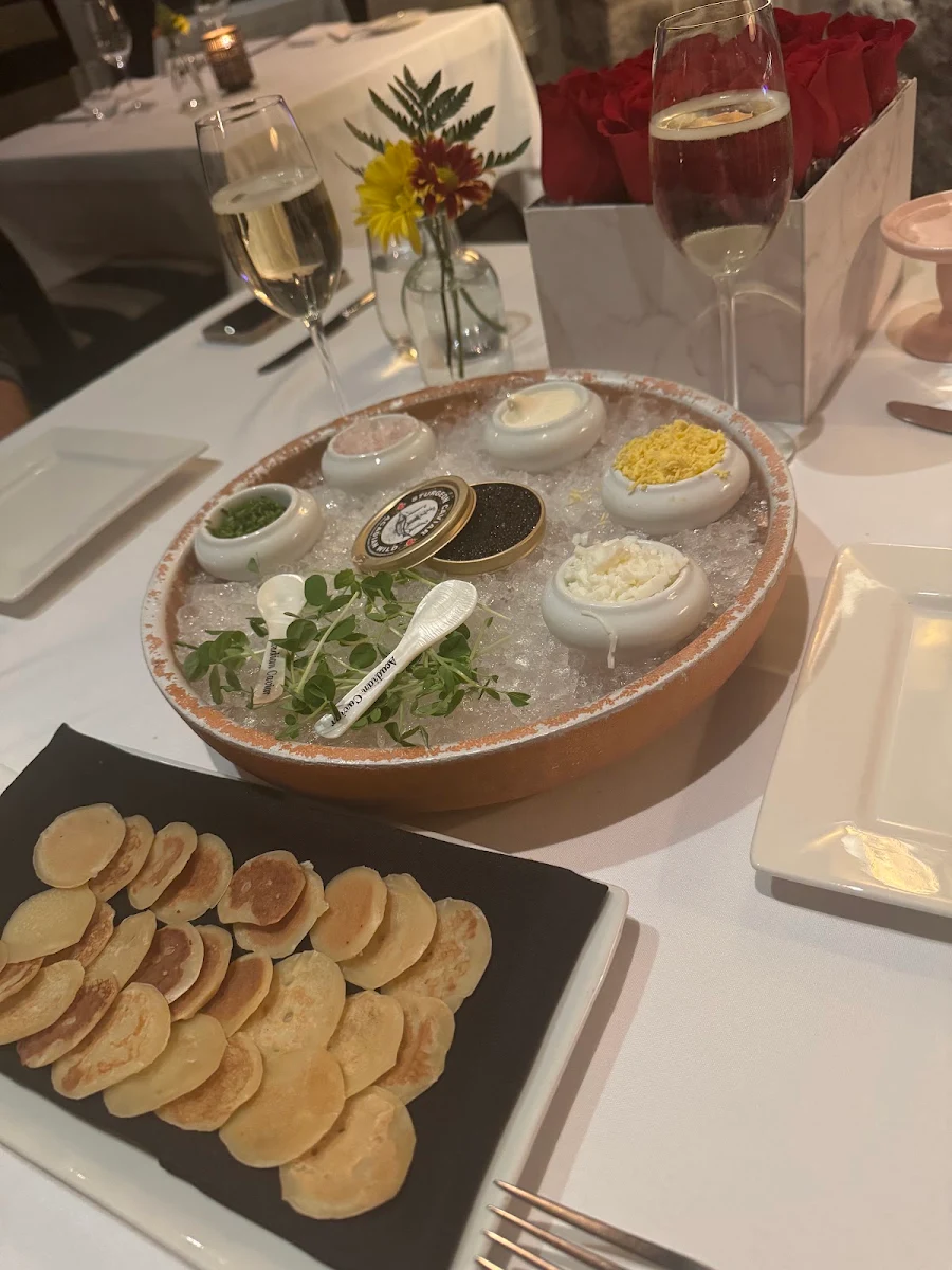 Food & drink, Restaurant e18hteen