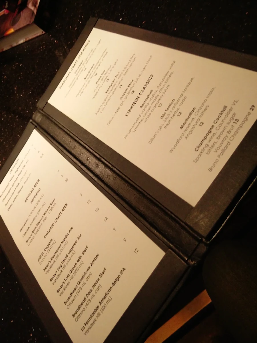 Menu, Restaurant e18hteen