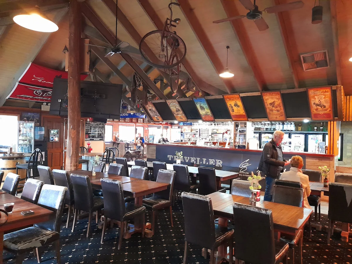 Vibe, Bundalong Tavern