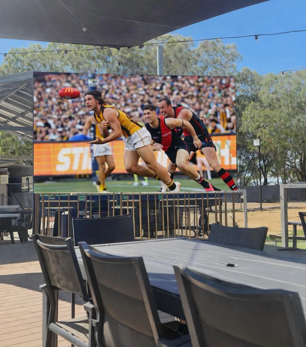 Vibe, Bundalong Tavern
