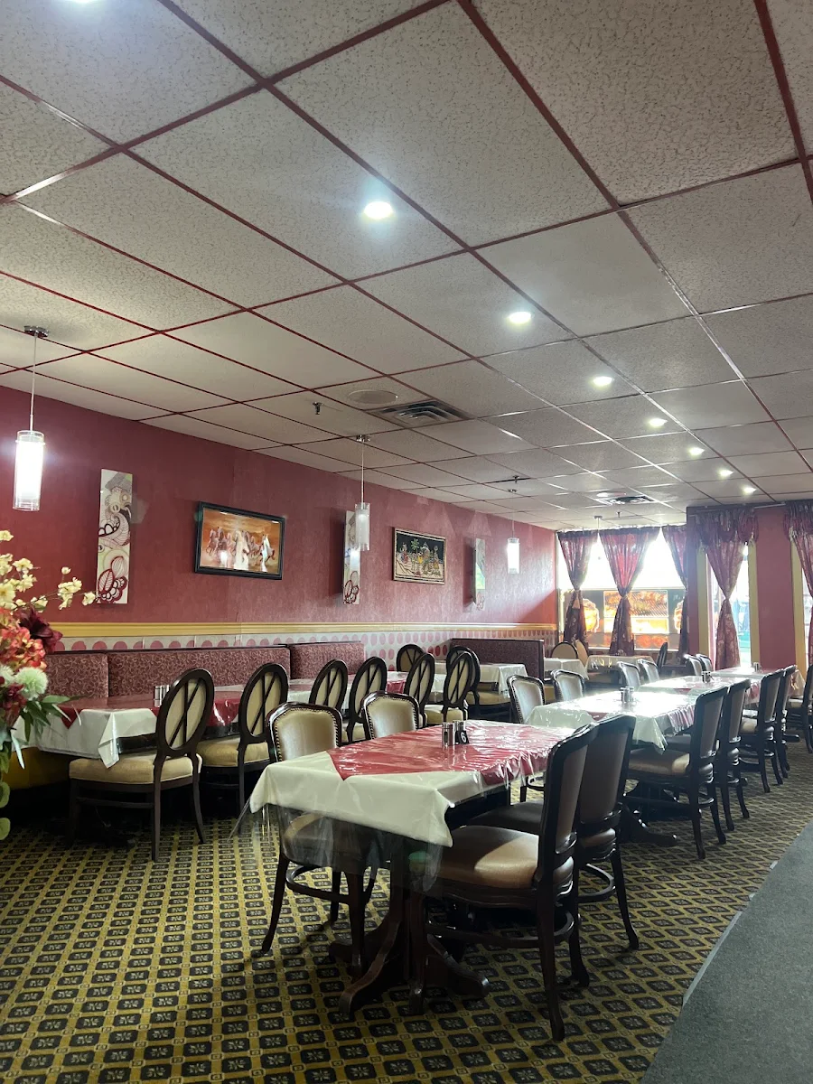 Vibe, Thind villa restaurant