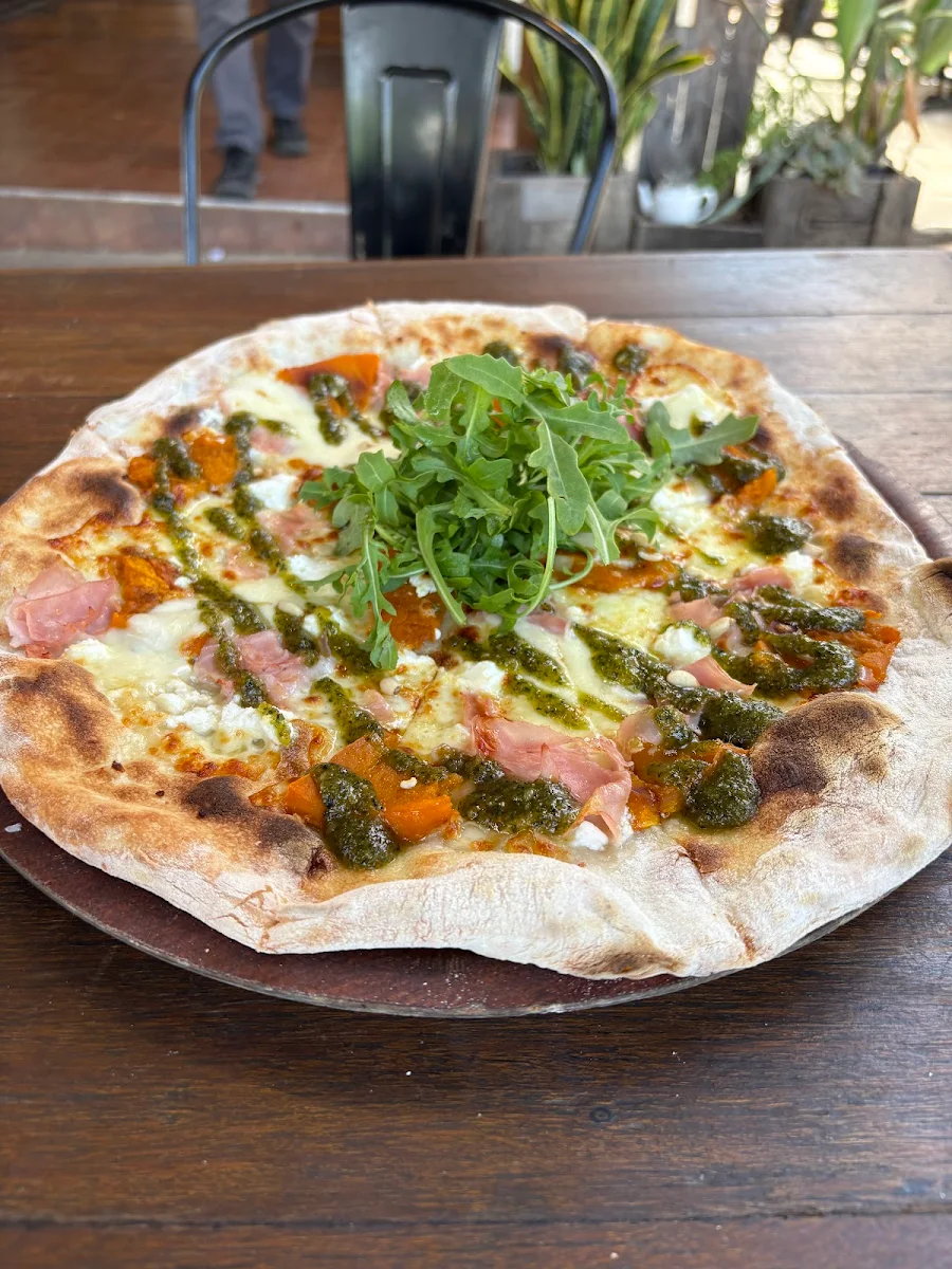 Food & drink, Armonica Cafe And Wood Fired Pizza