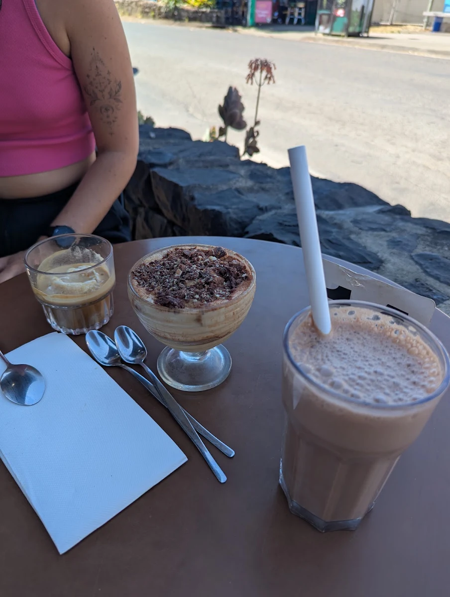 Food & drink, Armonica Cafe And Wood Fired Pizza