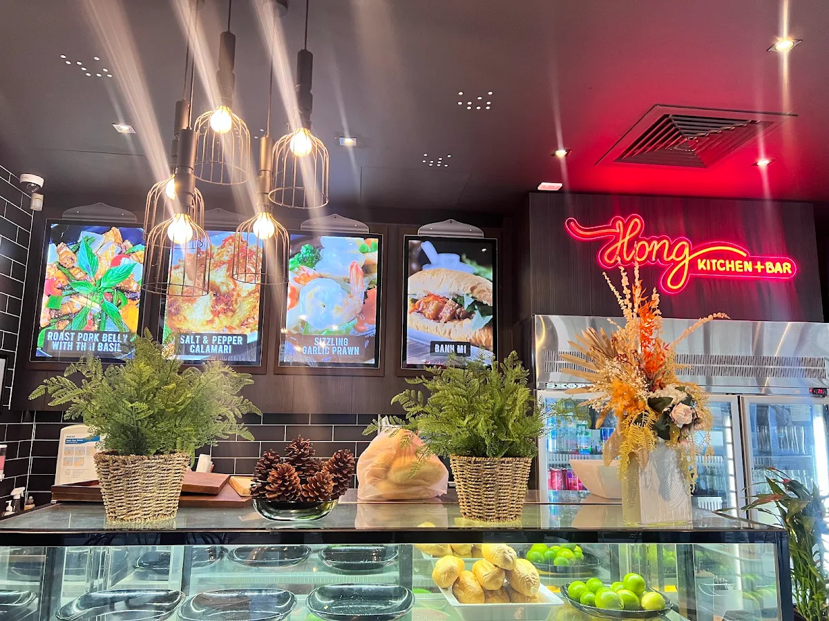 Vibe, HONG KITCHEN & BAR