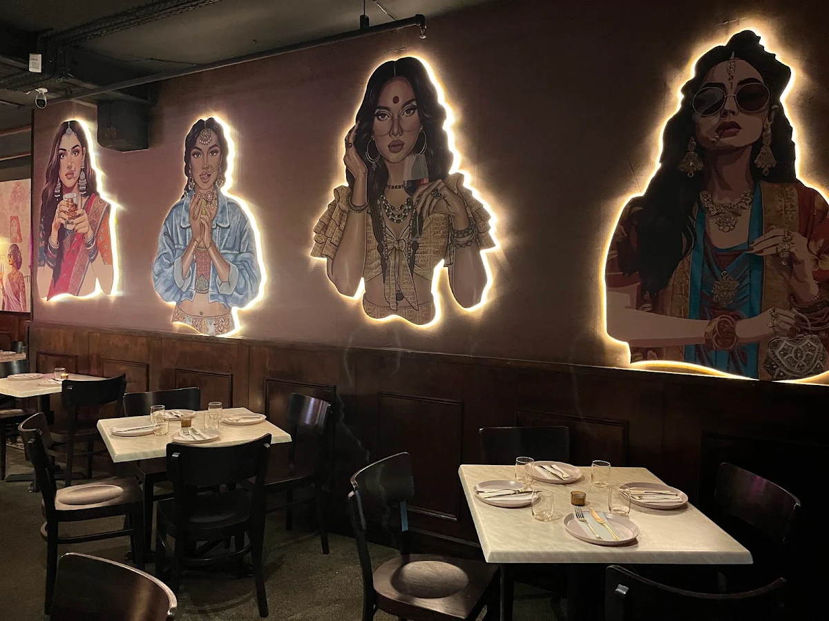 Vibe, Madam Ji Indian Restaurant