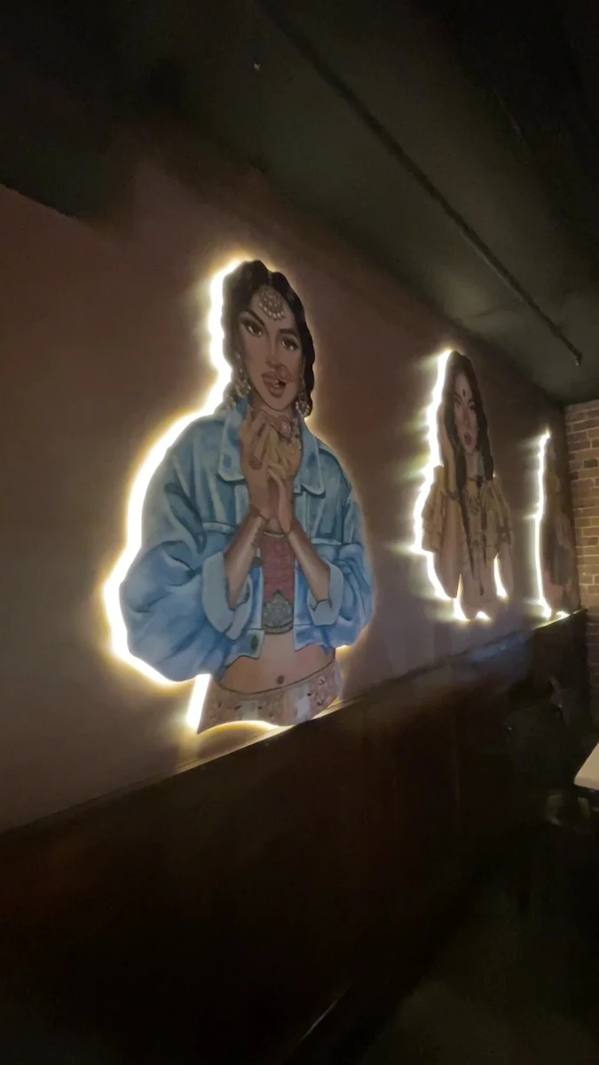 Vibe, Madam Ji Indian Restaurant