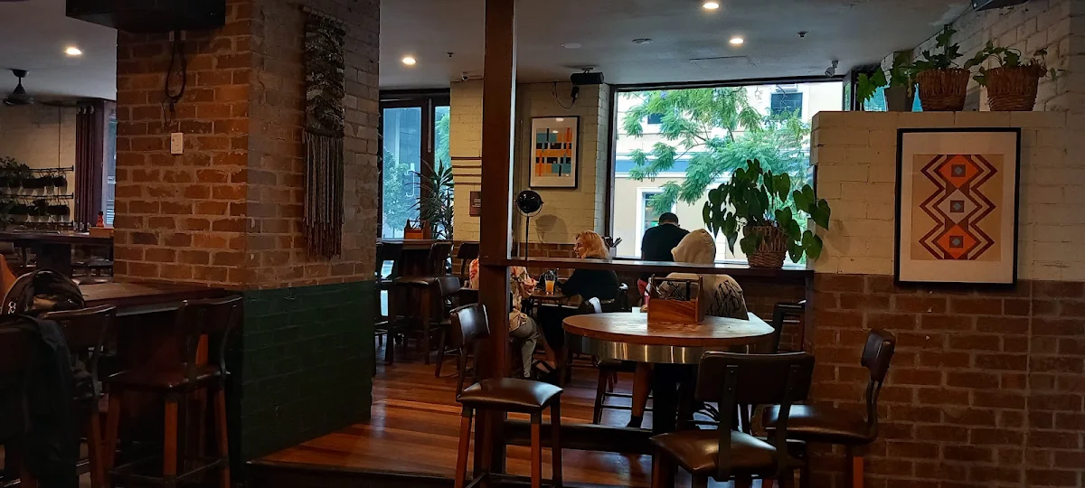 Vibe, Roamer Brisbane Bar/Cafe
