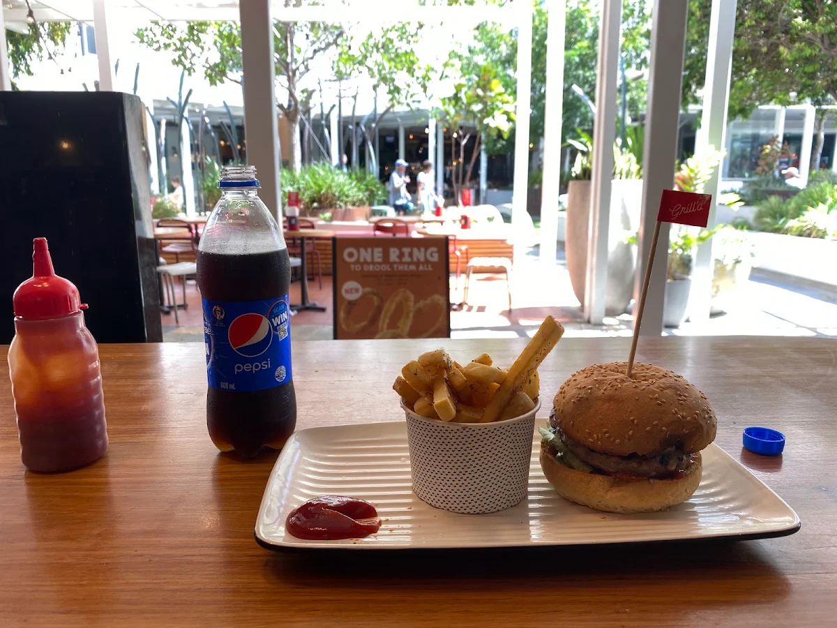 Food & drink, Grill'd Burgers - Whitford City