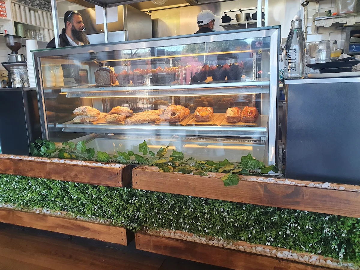 Vibe, Black Seed Cafe