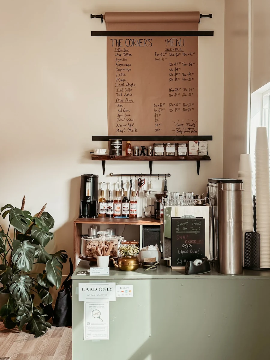 Menu, THE CORNER Studio Café