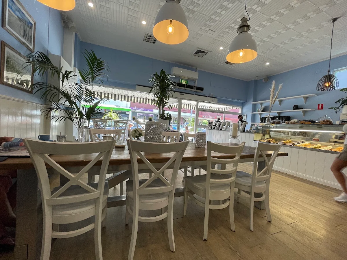 Vibe, Now & Then Cafe kew