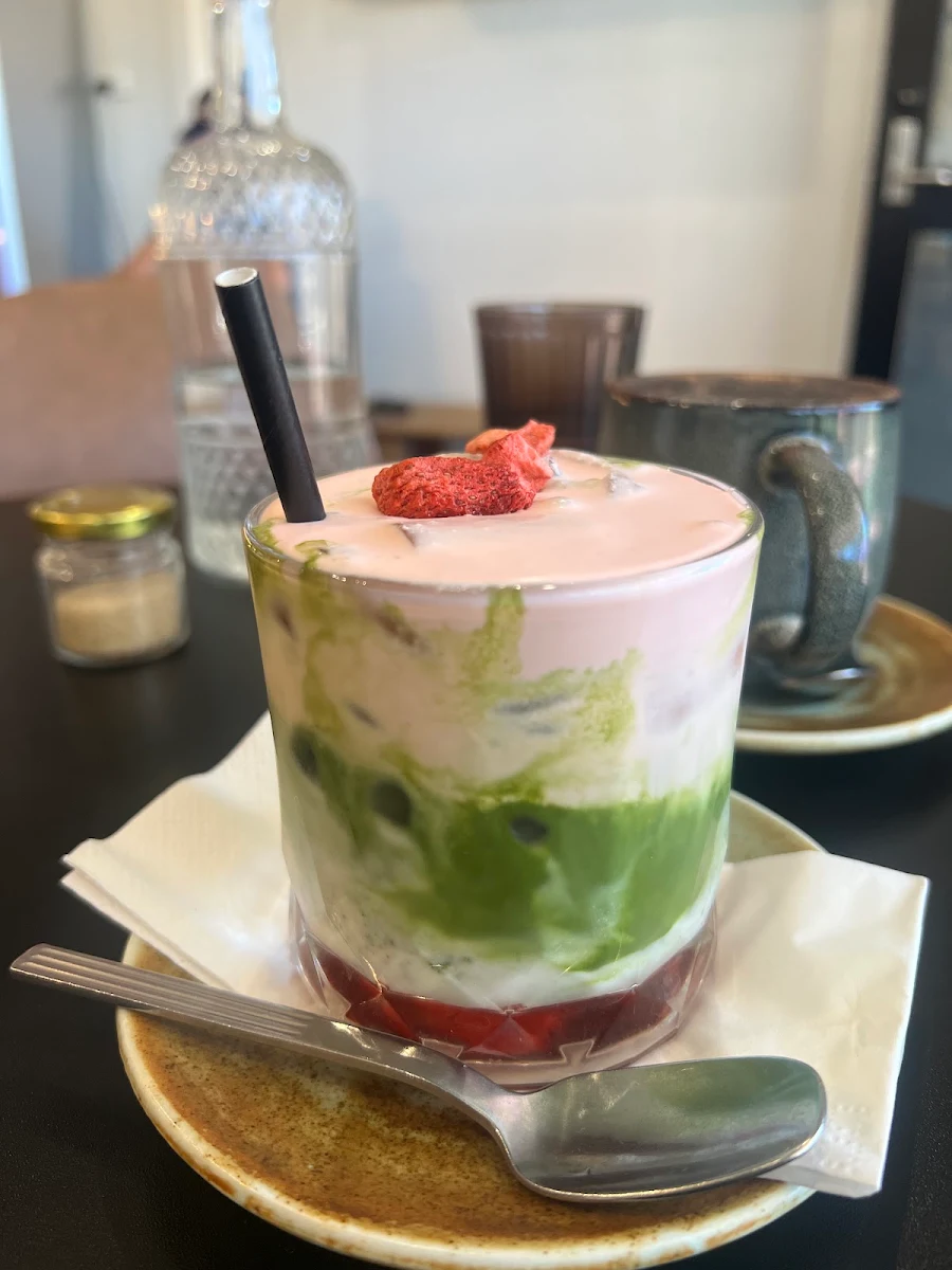 Food & drink, 3.8 Baysie