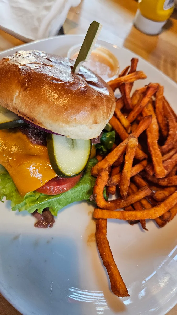 Food & drink, Boston Pizza