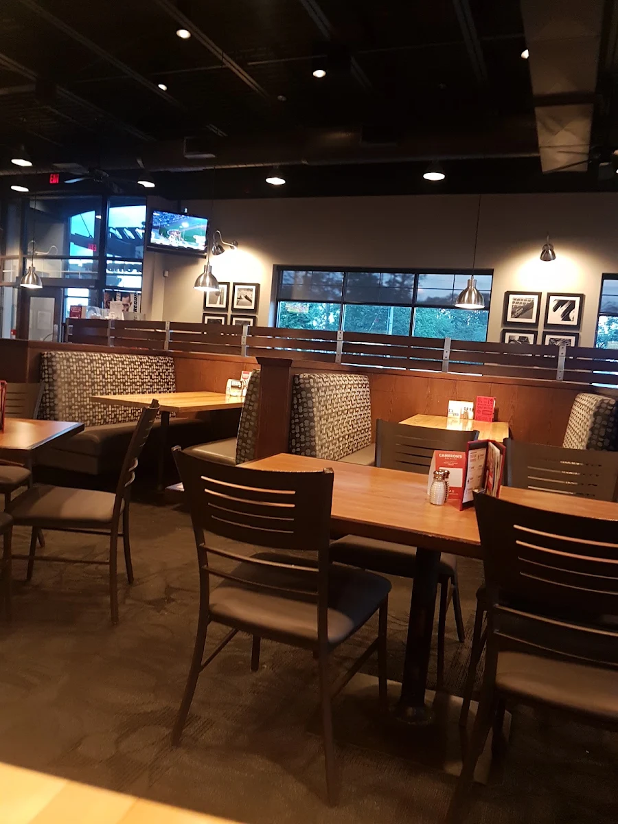 Vibe, Boston Pizza