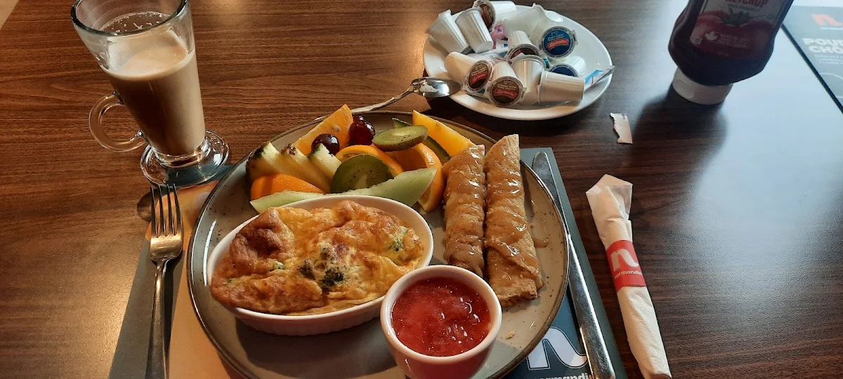 Food & drink, Restaurant Normandin Donnacona