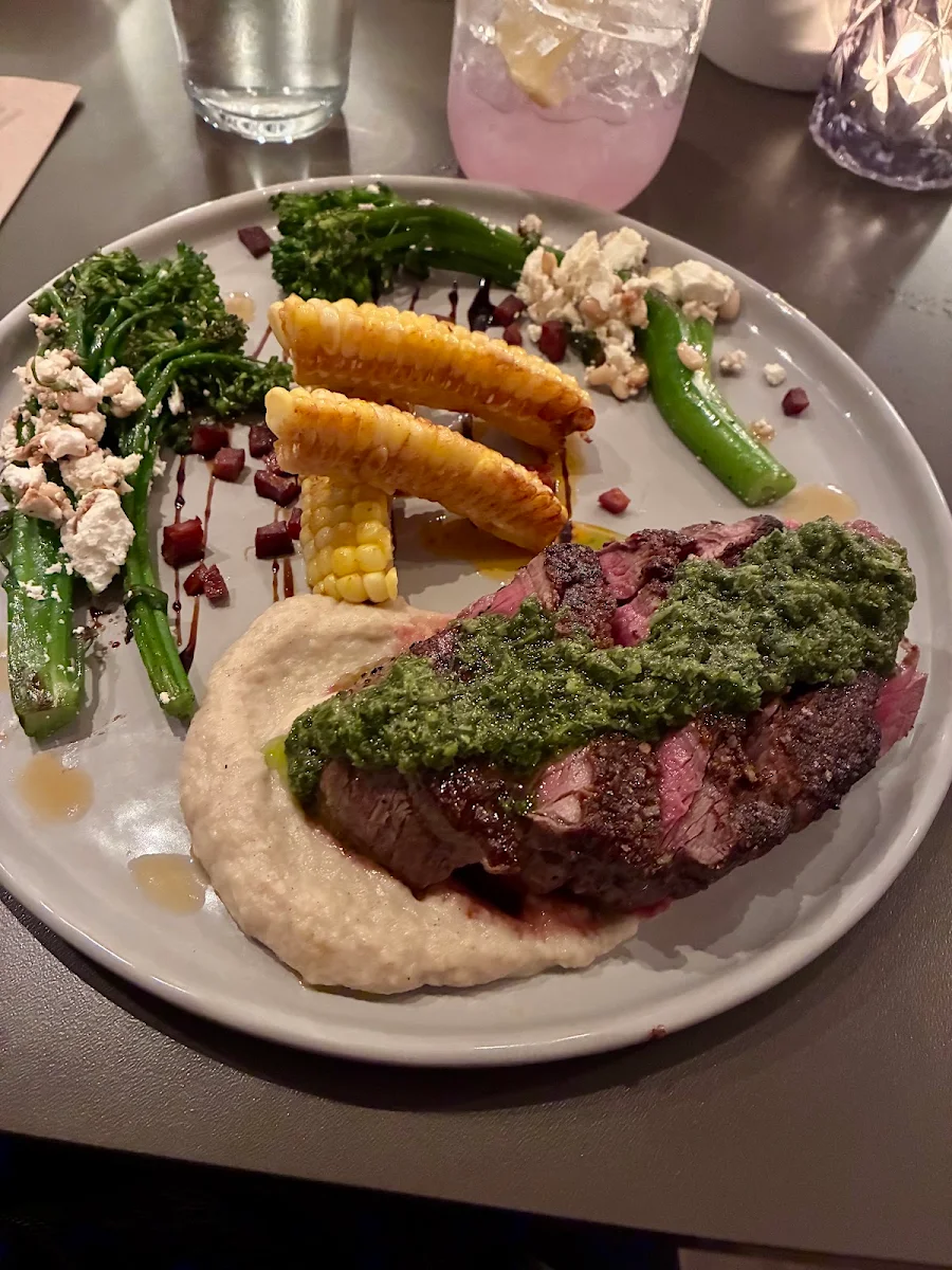 Food & drink, The Pink House Bistro