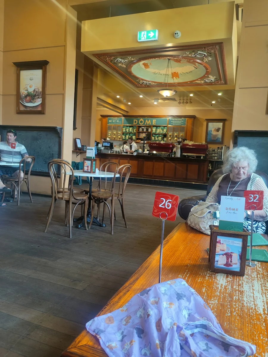 Vibe, Dôme Café - Albany