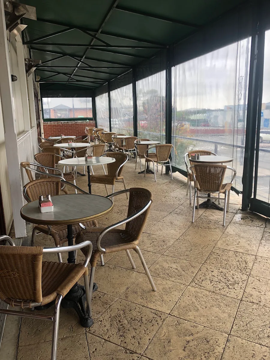 Vibe, Dôme Café - Albany