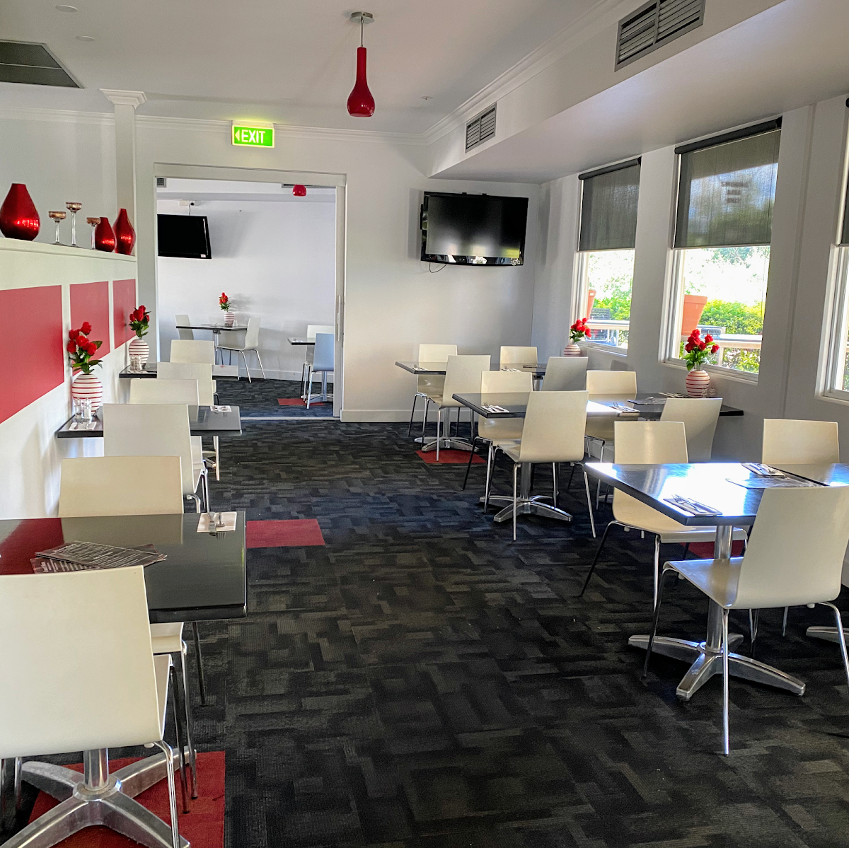 Vibe, Route 66 Restaurant