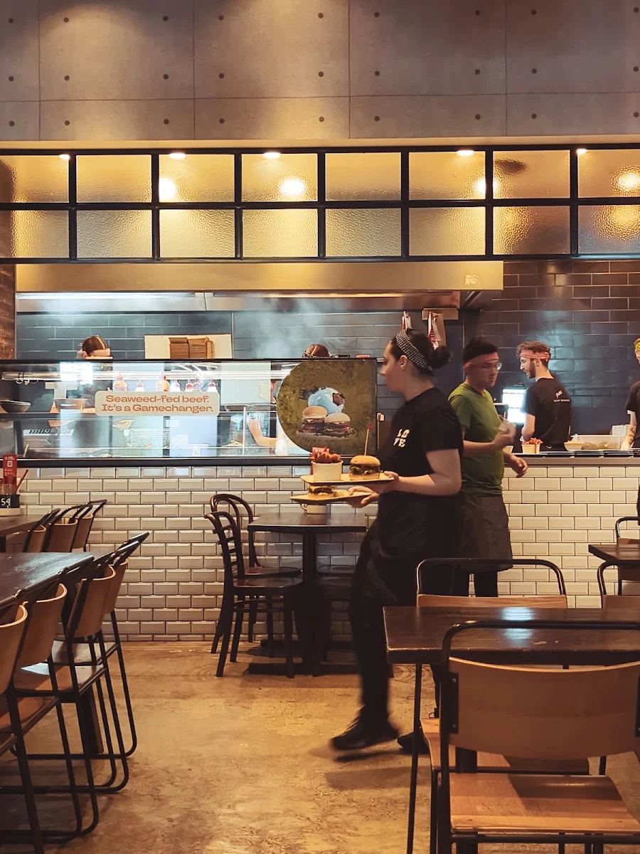 Vibe, Grill'd Highpoint