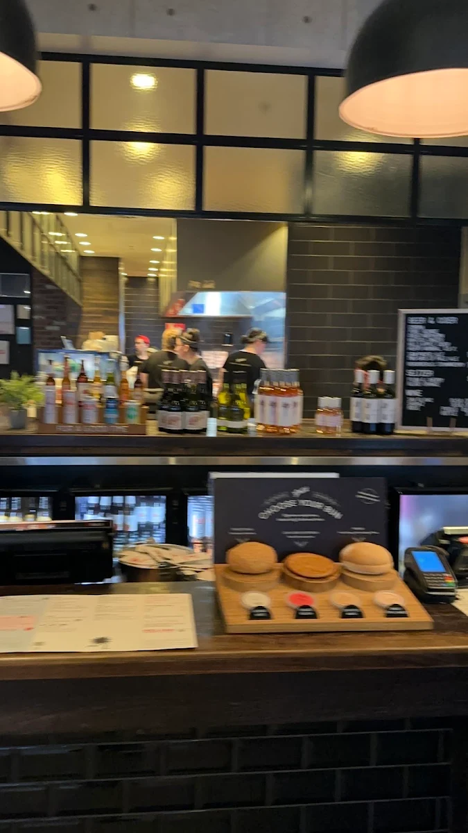 Vibe, Grill'd Highpoint