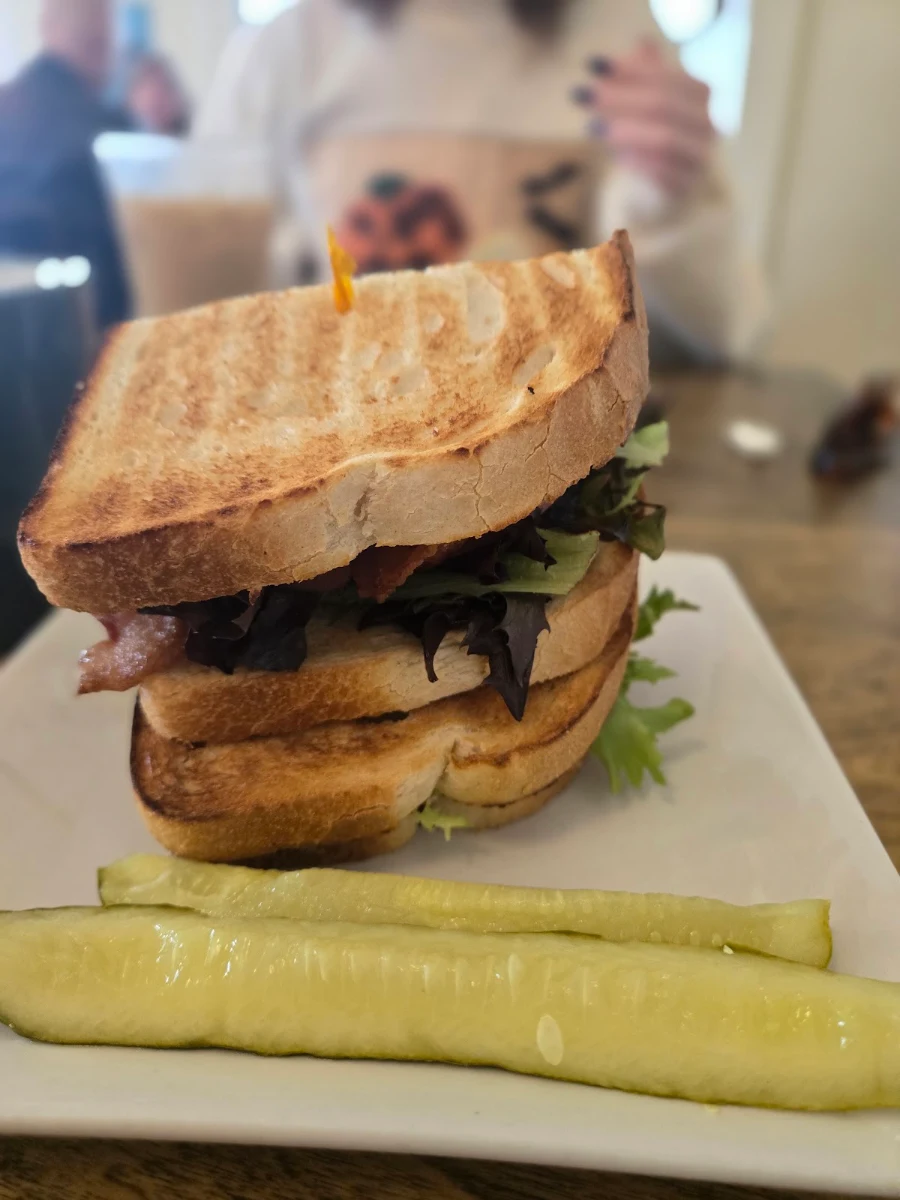 Food & drink, Alice's Village Cafe