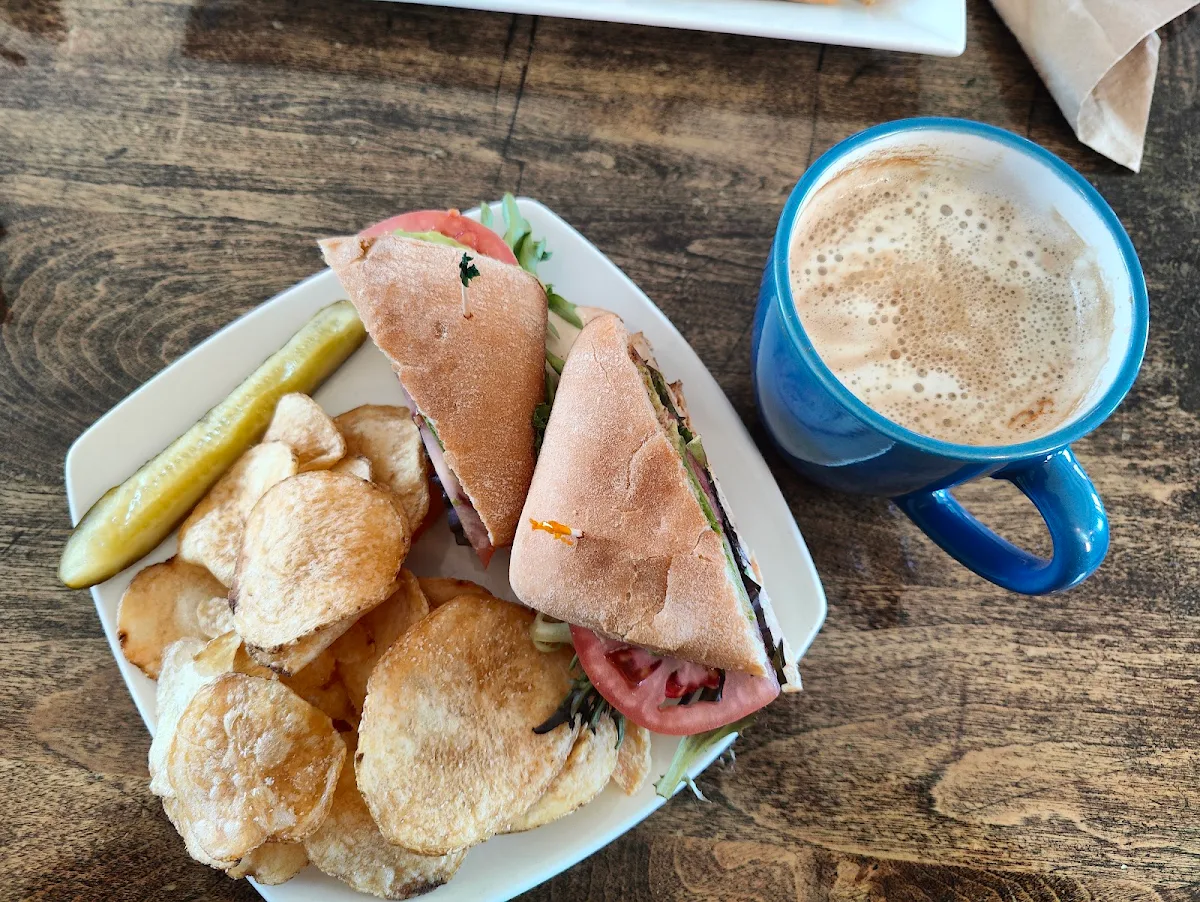 Food & drink, Alice's Village Cafe