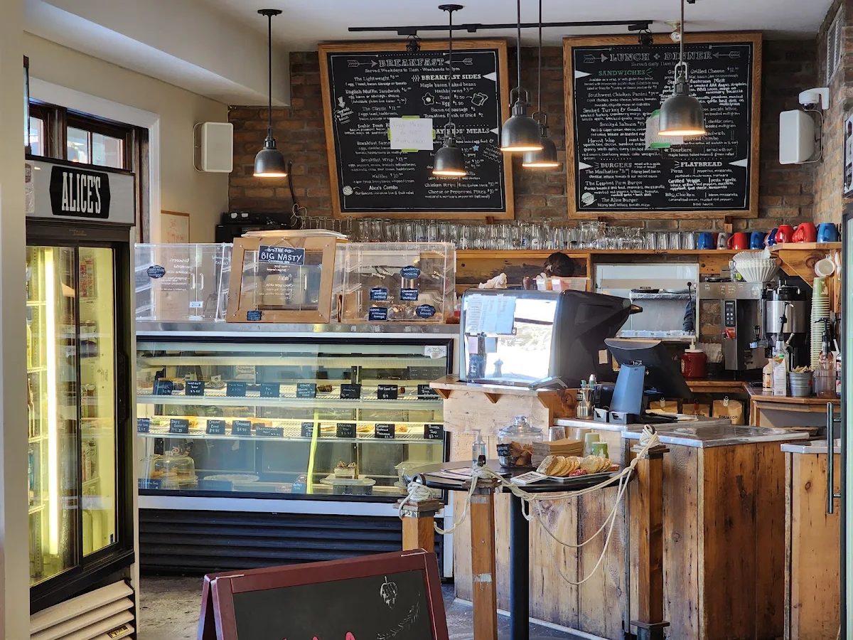Vibe, Alice's Village Cafe