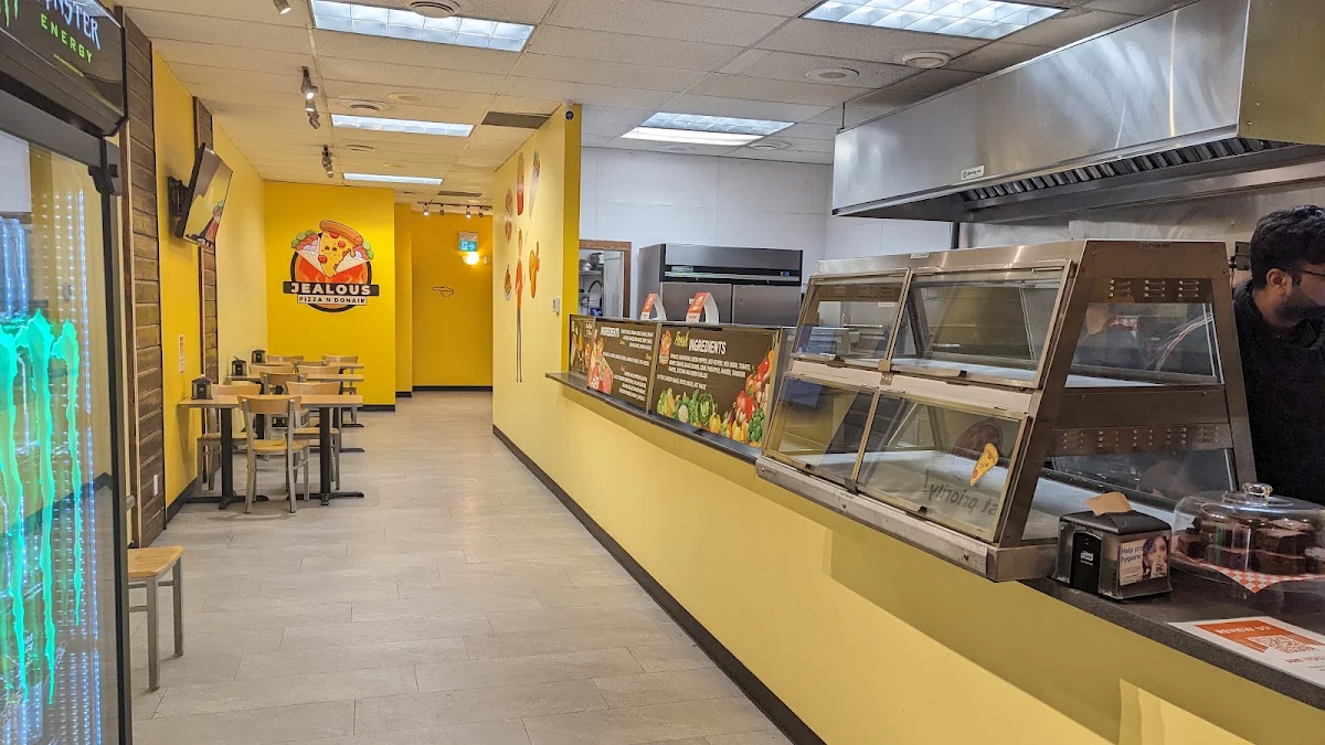 Vibe, JEALOUS PIZZA N DONAIR VERNON
