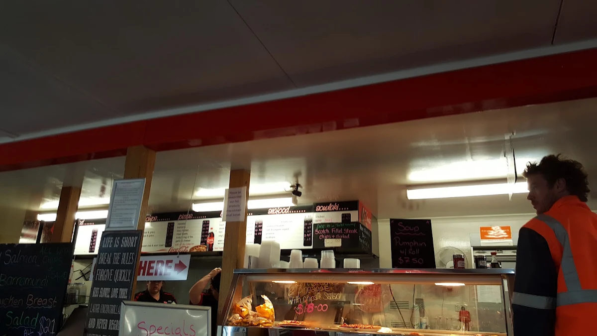 Vibe, Molly's Takeaway Cafe