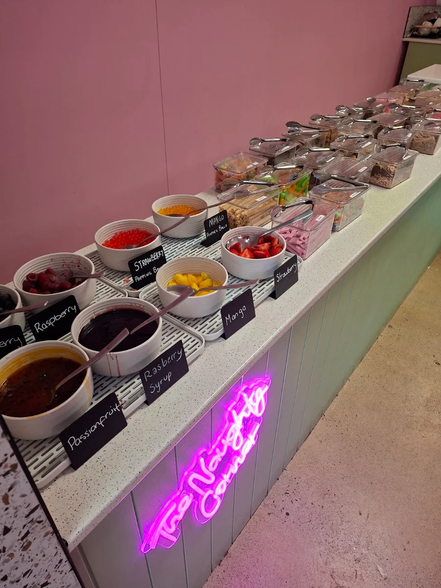 Food & drink, Froyo heaven