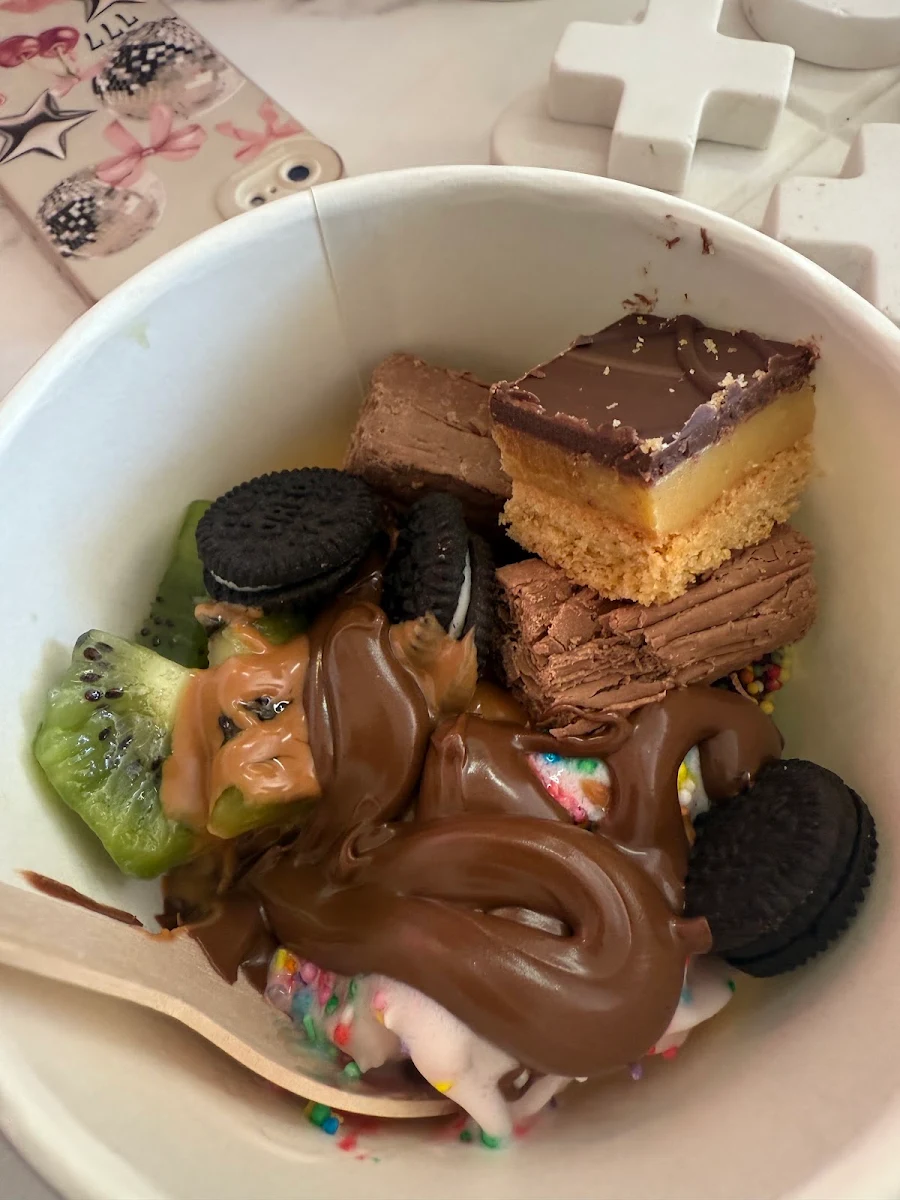 Food & drink, Froyo heaven