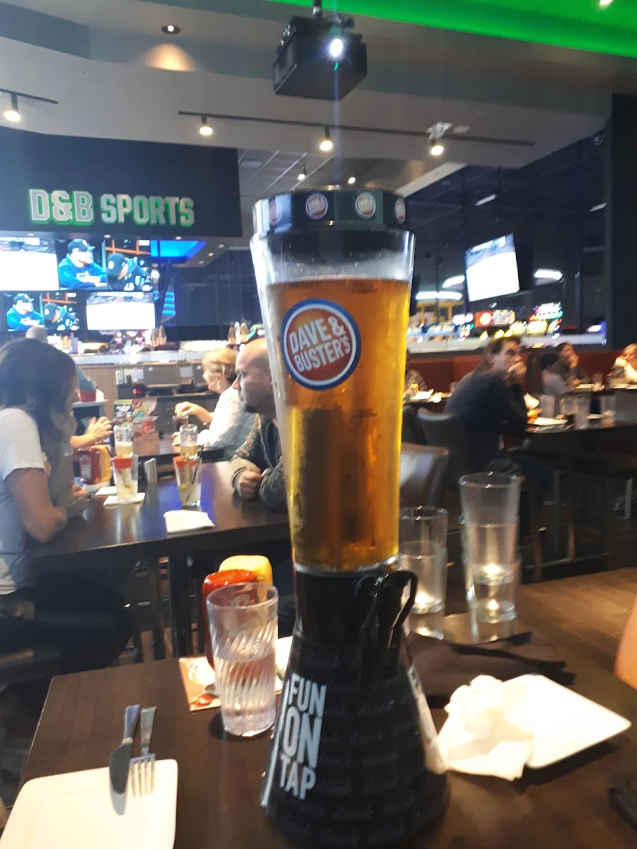 Food & drink, Dave & Buster's Oakville