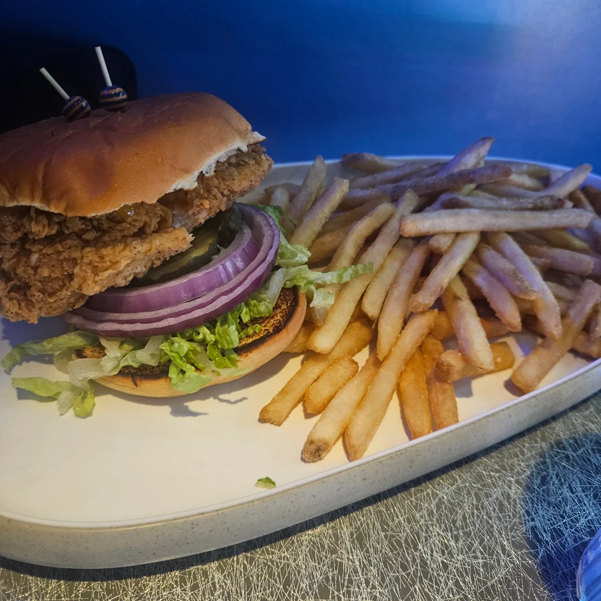 Food & drink, Dave & Buster's Oakville