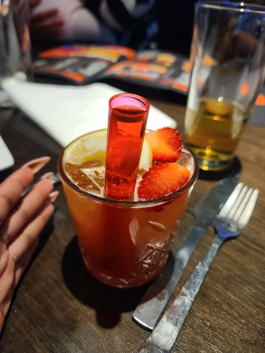 Food & drink, Dave & Buster's Oakville
