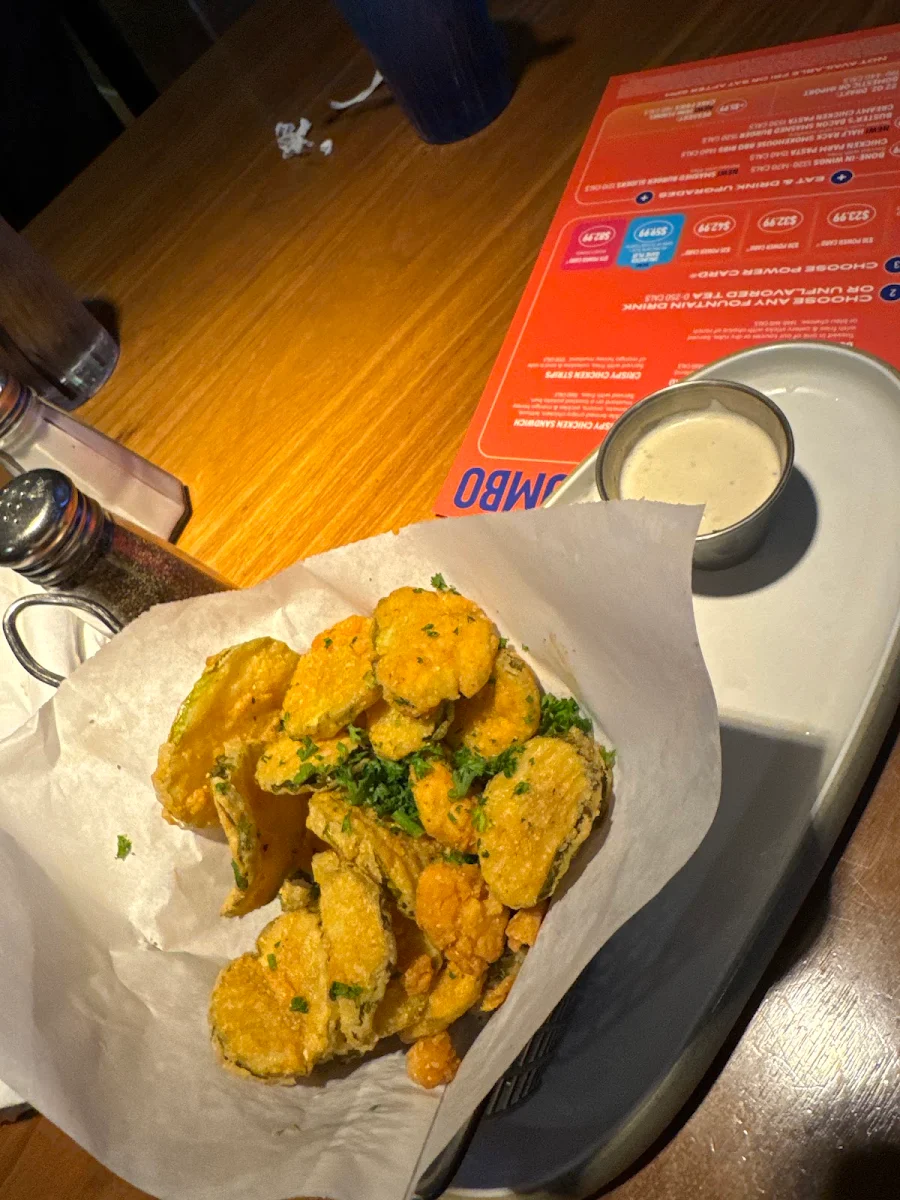Food & drink, Dave & Buster's Oakville