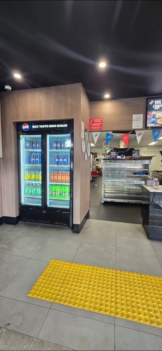 Vibe, Domino's Pizza Altona