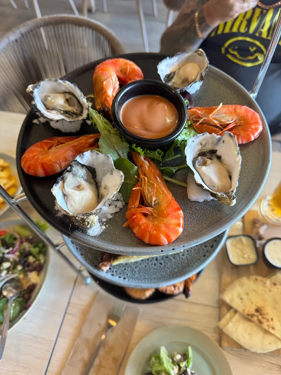 Food & drink, Woodfired Mediterranean Grill & Cafe
