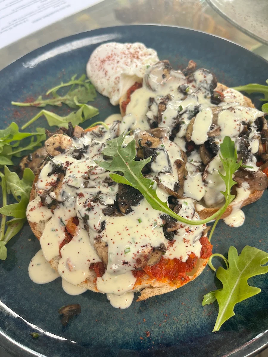 Food & drink, Early Bird - Magnetic Island