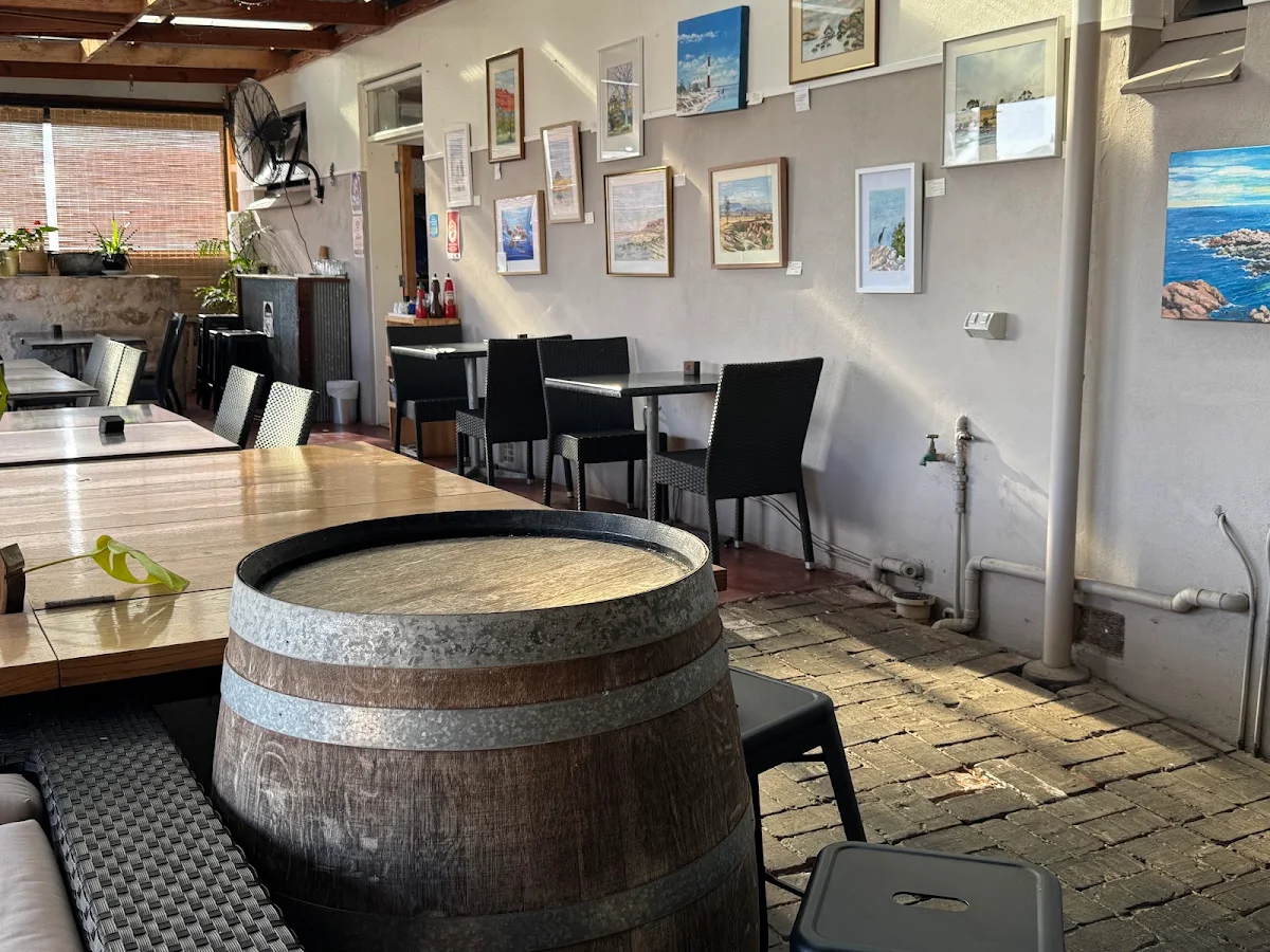 Vibe, The Location Cafe