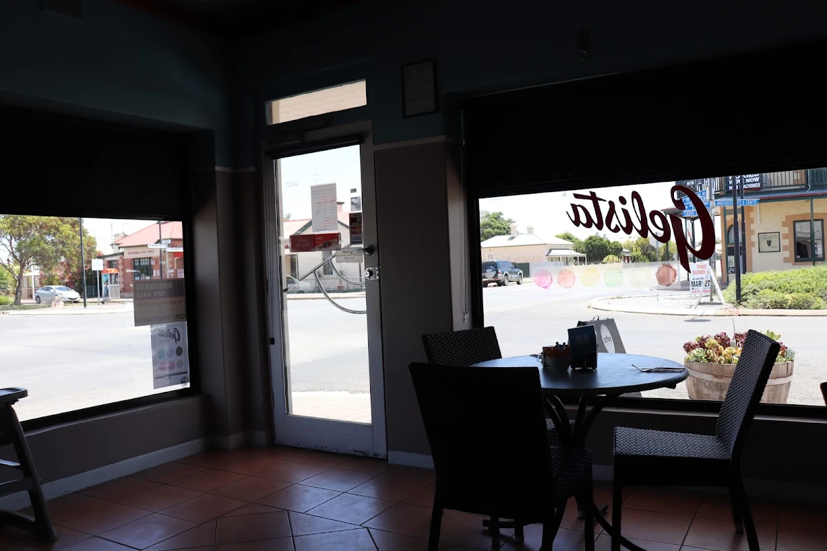 Vibe, The Location Cafe