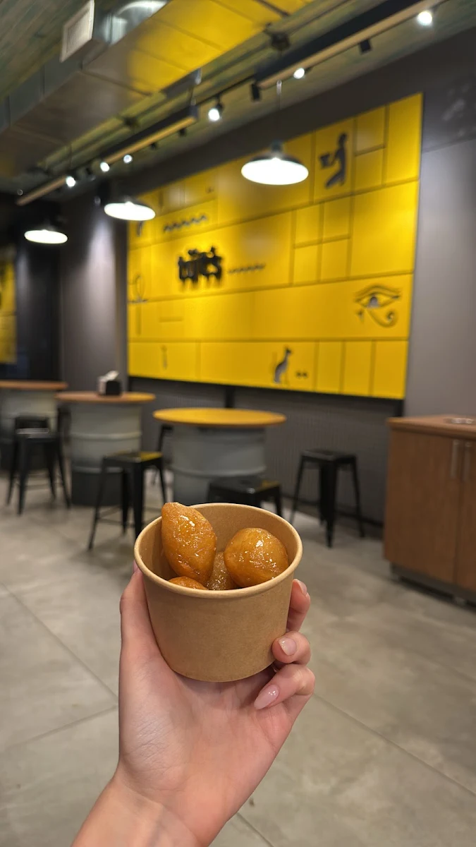 Food & drink, Tut's Egyptian Street Food