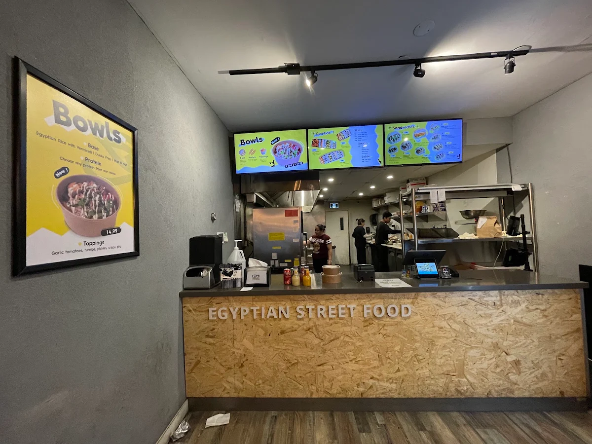 Vibe, Tut's Egyptian Street Food