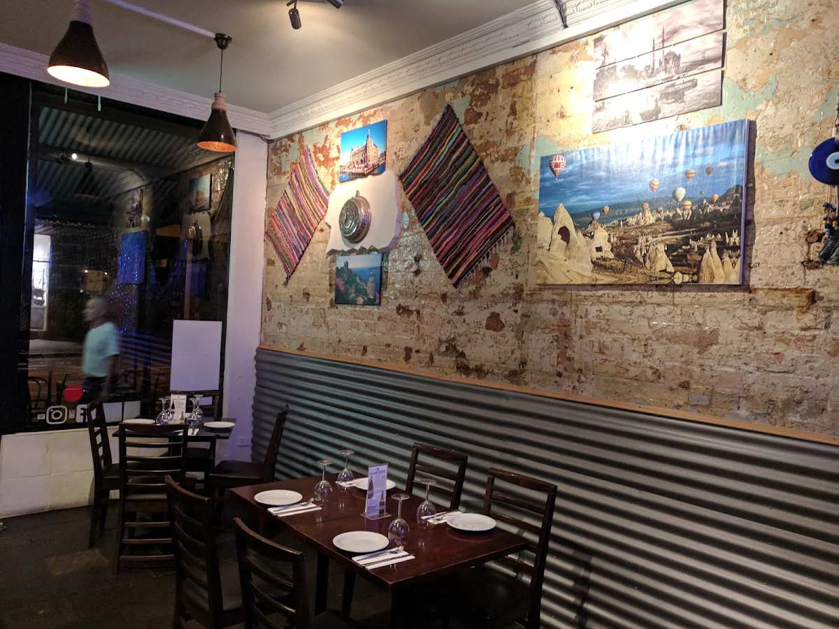 Vibe, Aysel Turkish Restaurant